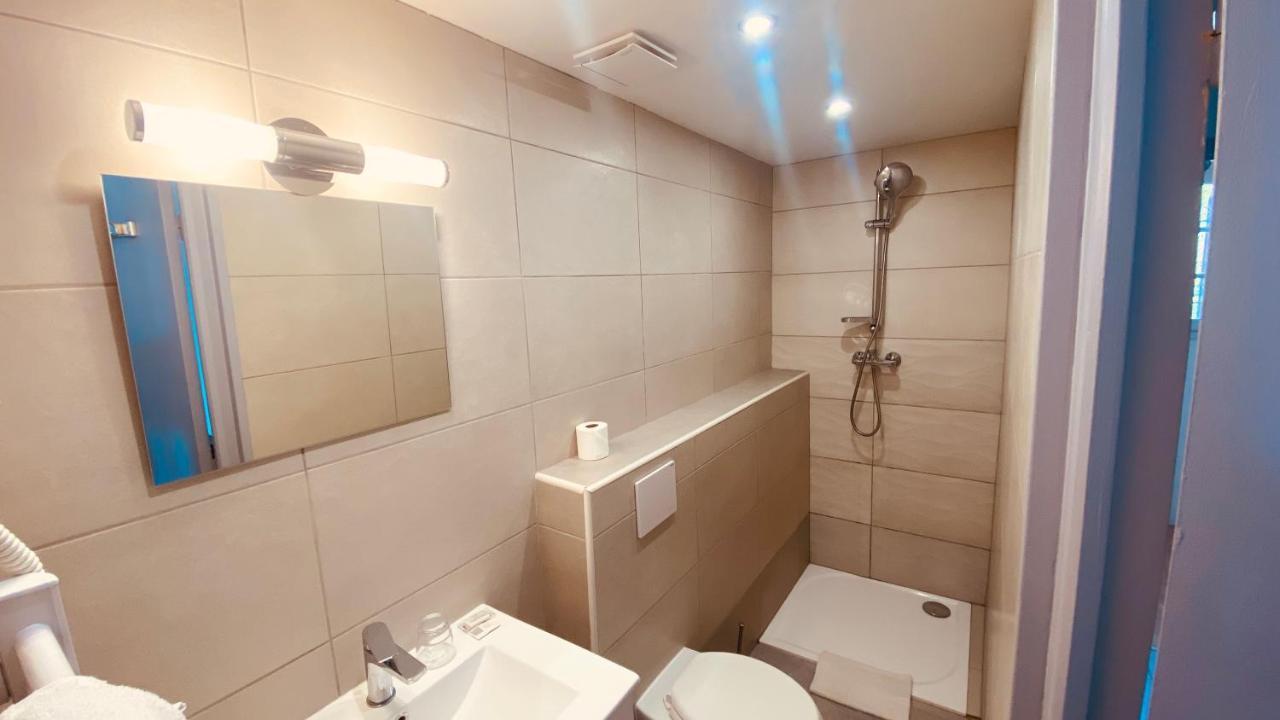 Hotel De La Poste Peymeinade Εξωτερικό φωτογραφία