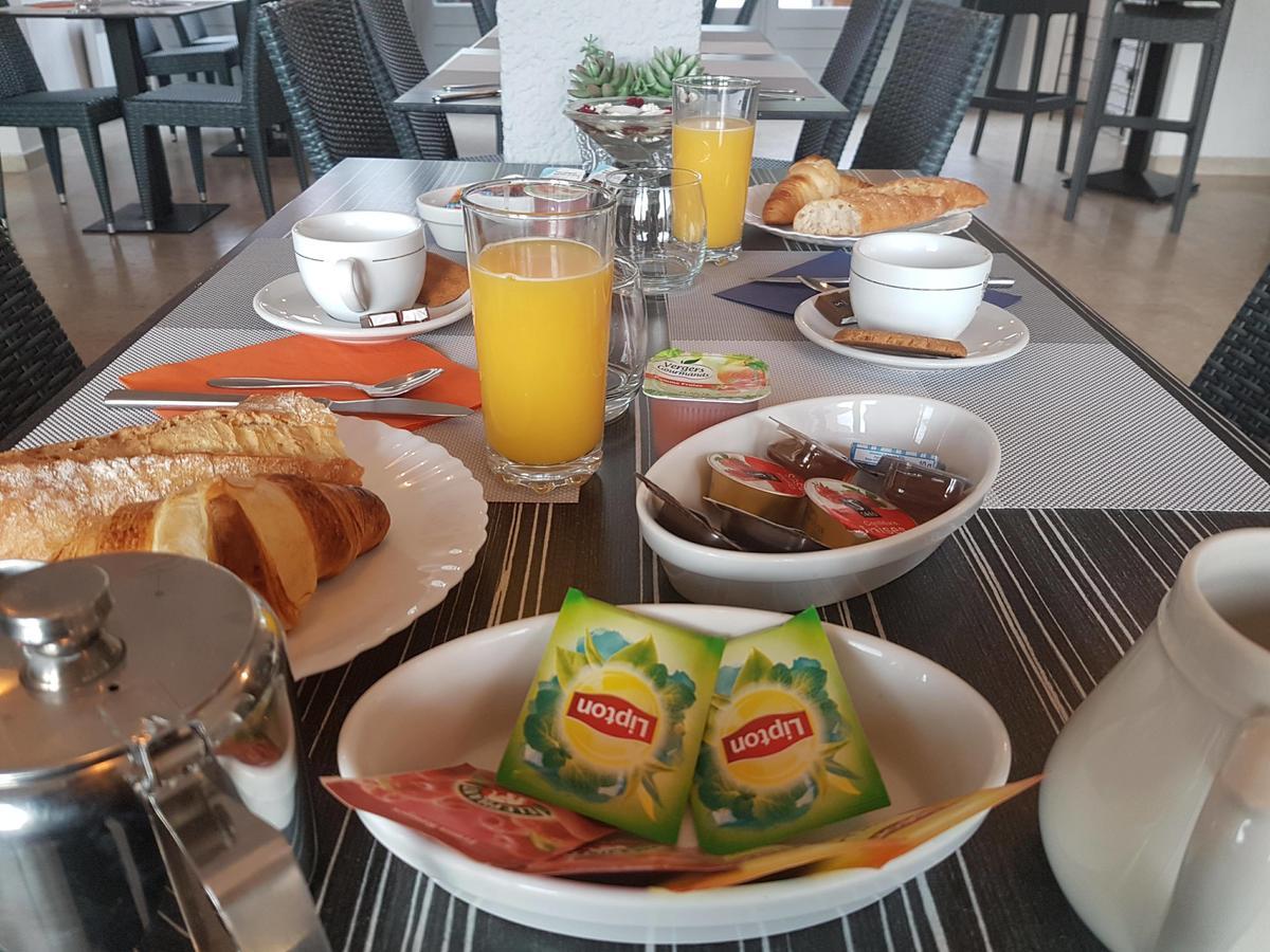 Hotel De La Poste Peymeinade Εξωτερικό φωτογραφία