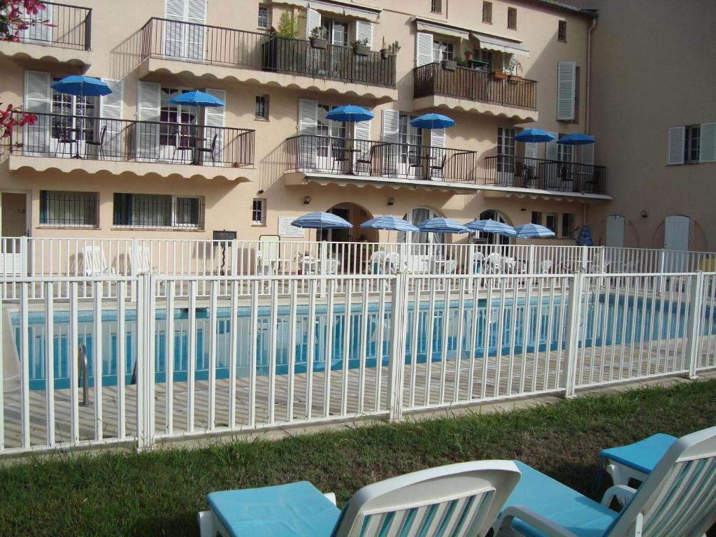 Hotel De La Poste Peymeinade Εξωτερικό φωτογραφία