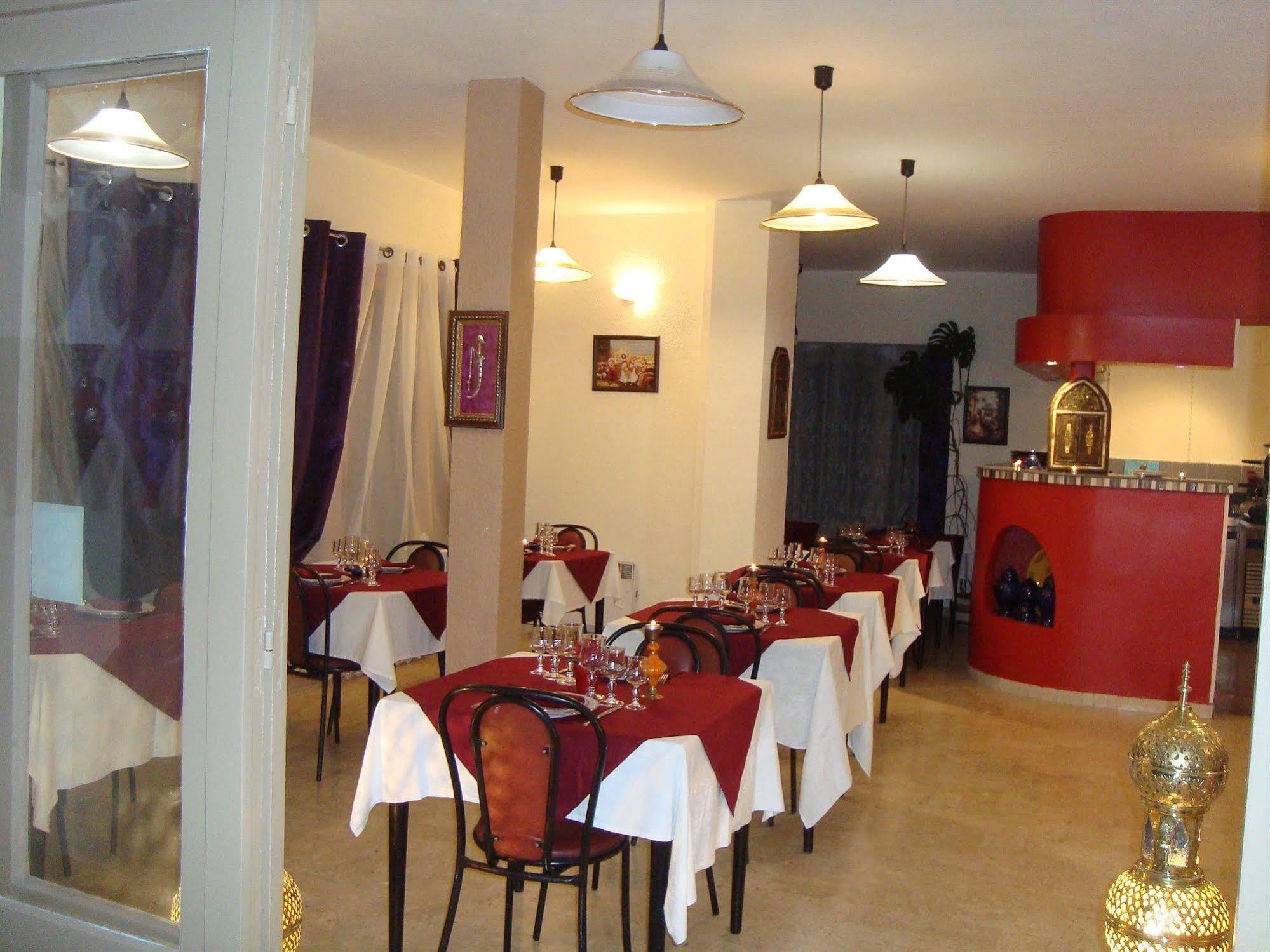 Hotel De La Poste Peymeinade Εξωτερικό φωτογραφία