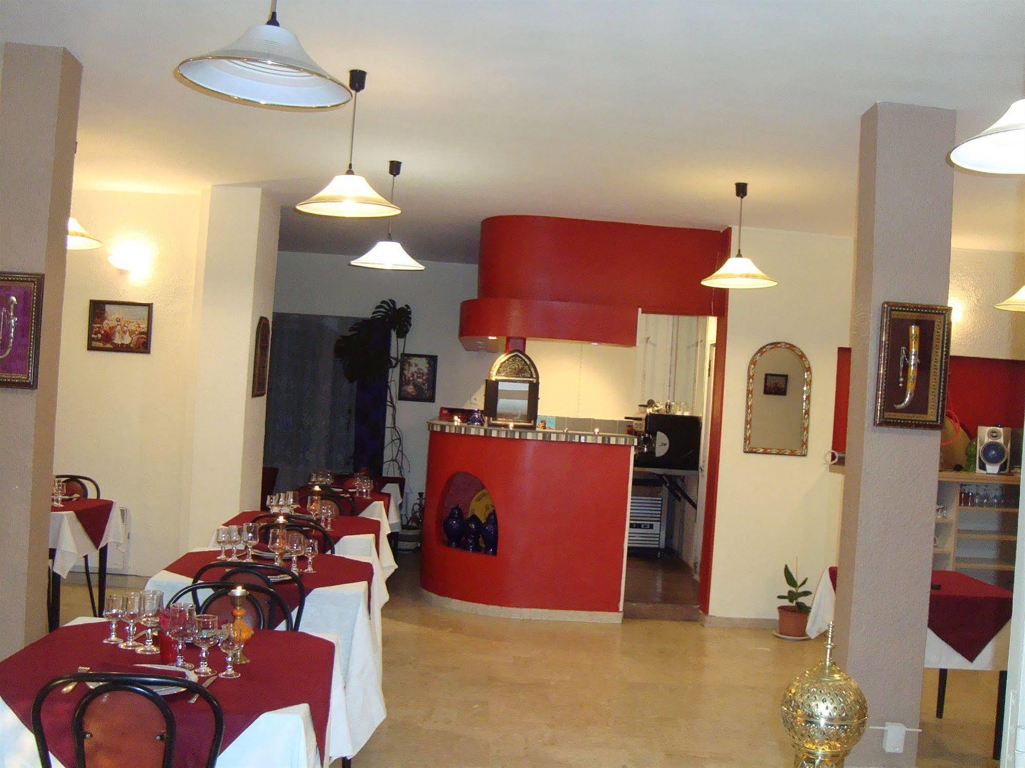 Hotel De La Poste Peymeinade Εξωτερικό φωτογραφία