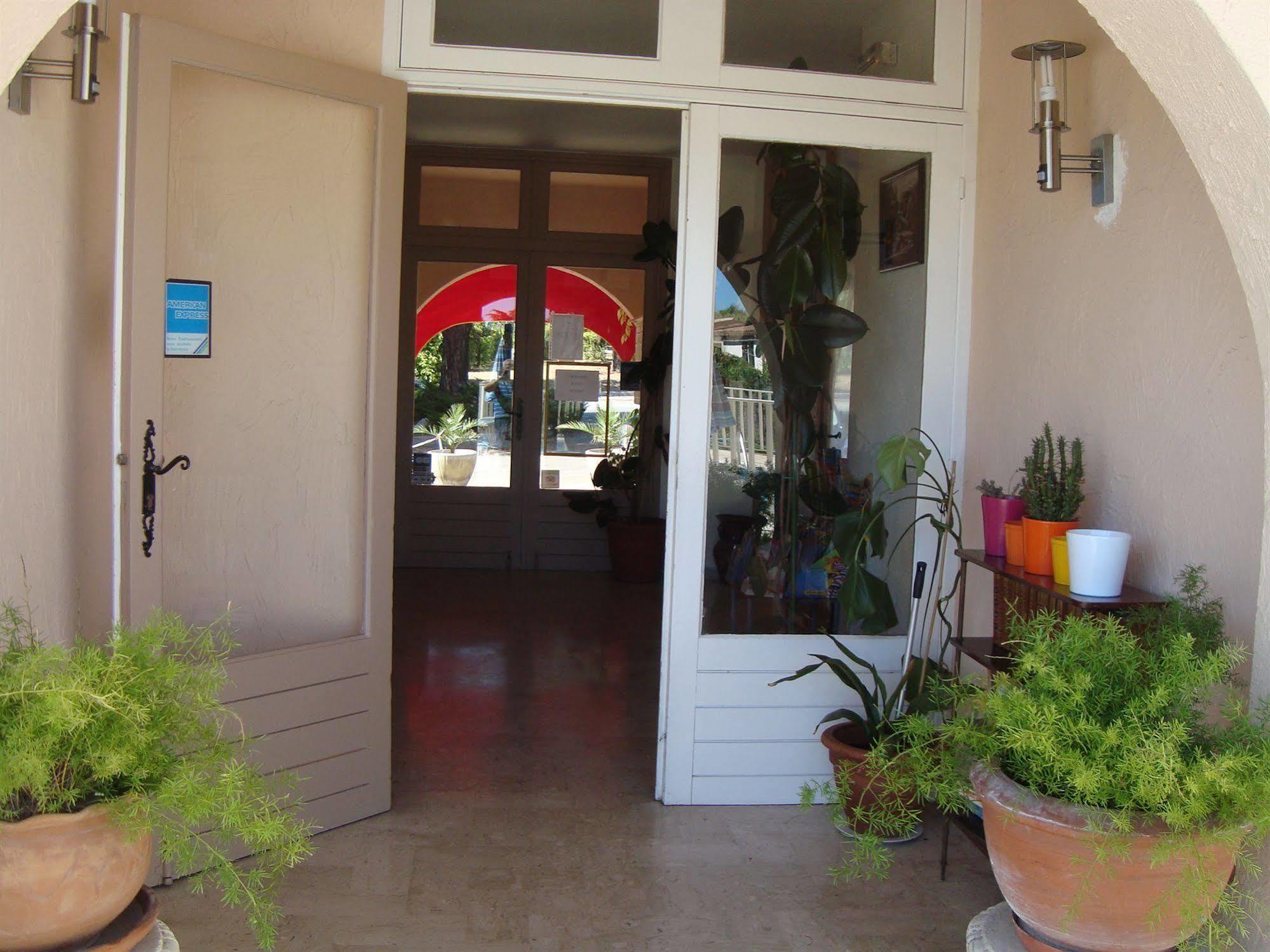 Hotel De La Poste Peymeinade Εξωτερικό φωτογραφία