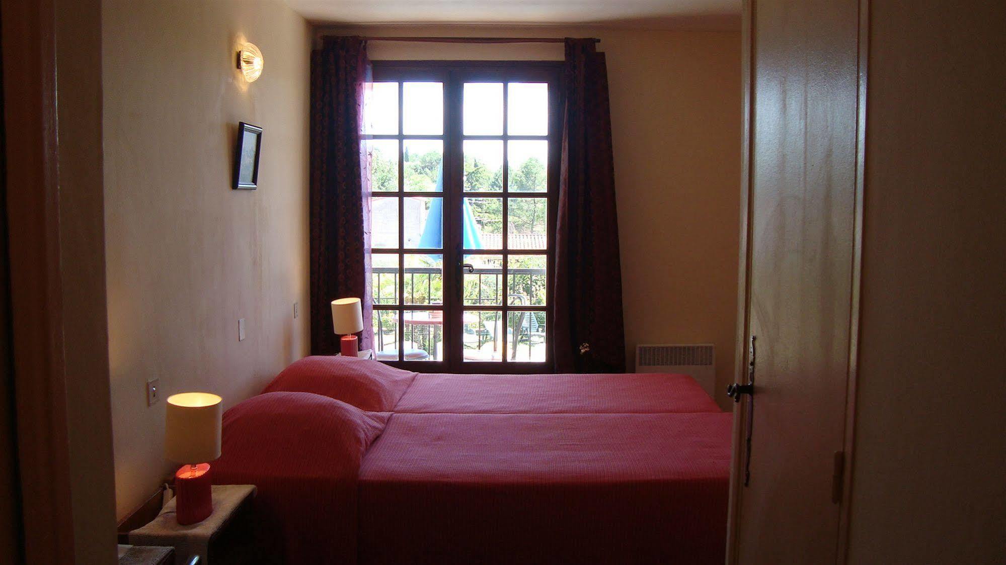Hotel De La Poste Peymeinade Εξωτερικό φωτογραφία