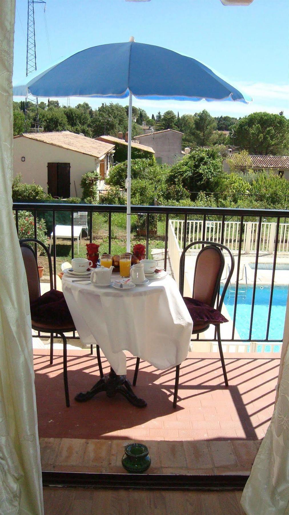 Hotel De La Poste Peymeinade Εξωτερικό φωτογραφία